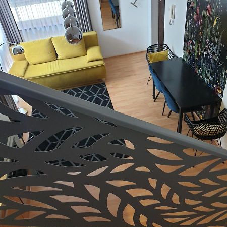 Grand Paradise Apartman Miskolc Buitenkant foto